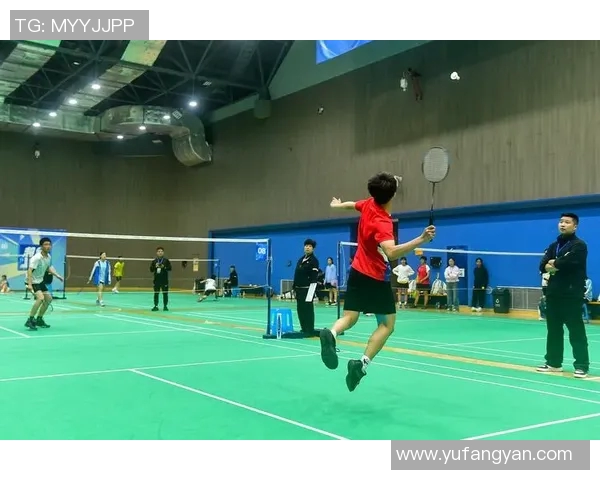 羽毛球战术解析：成都羽毛球队如何实现中路突破的奥秘与策略